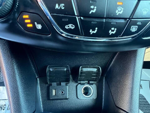 2017 Chevrolet Cruze LT Auto