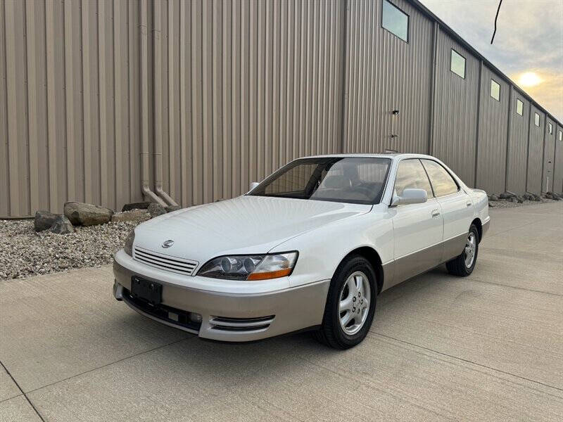 1995 Lexus ES null photo 5