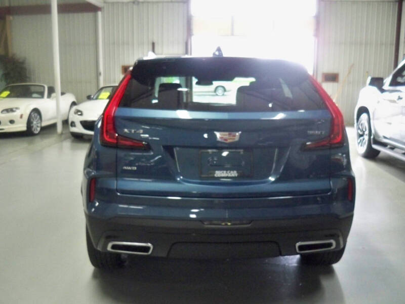 2024 Cadillac XT4 Premium Luxury