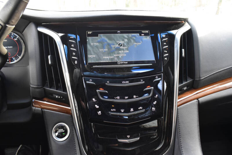 2017 Cadillac Escalade ESV Premium Luxury