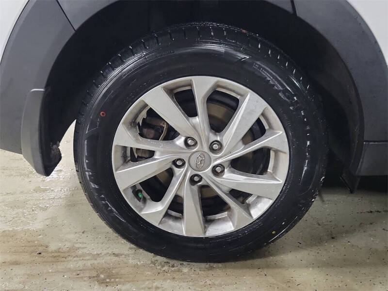 2021 Hyundai Tucson SE