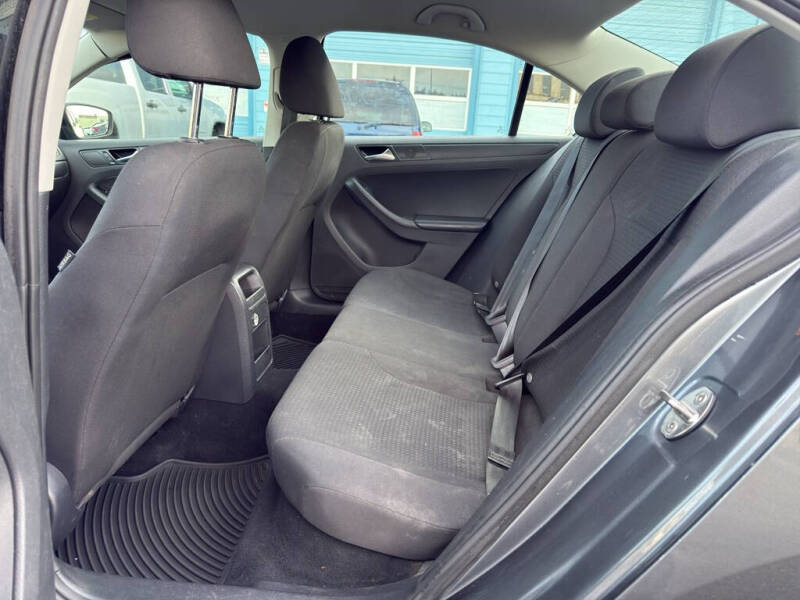 2016 Volkswagen Jetta