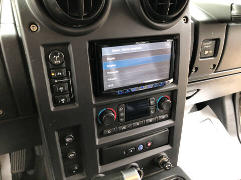 2005 HUMMER H2 Lux Series