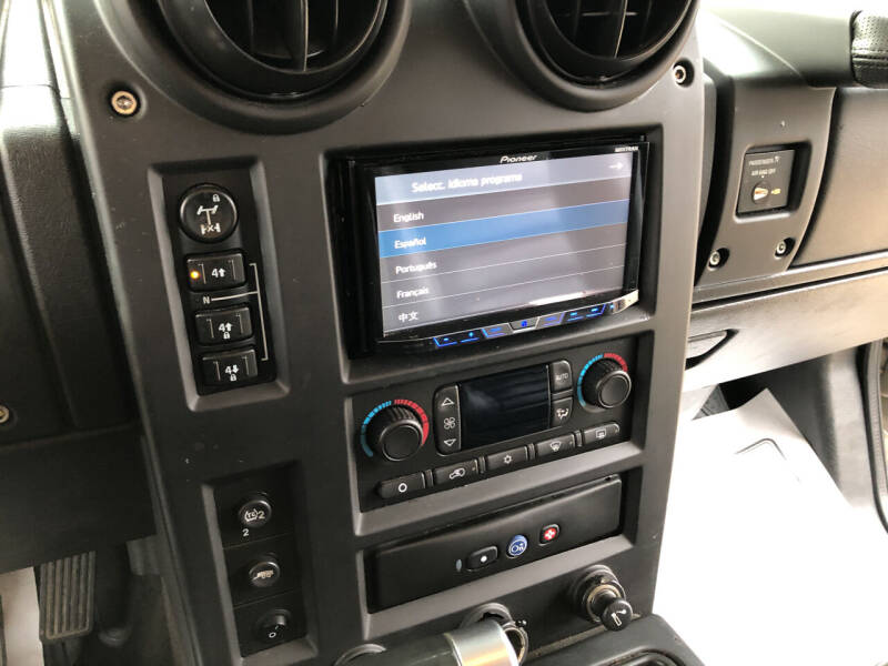 2005 HUMMER H2 Lux Series