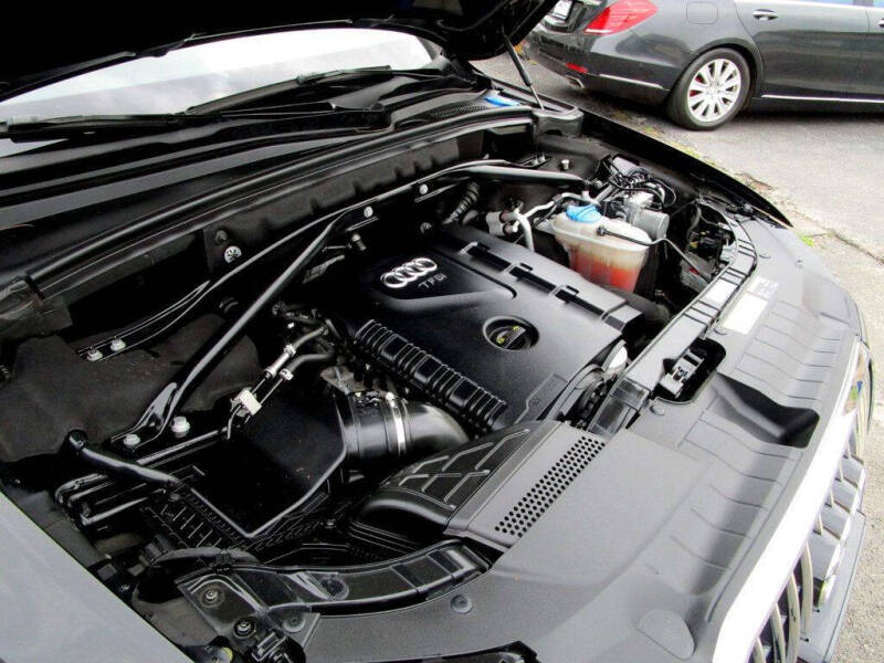 2017 Audi Q5 2.0T quattro Premium Plus