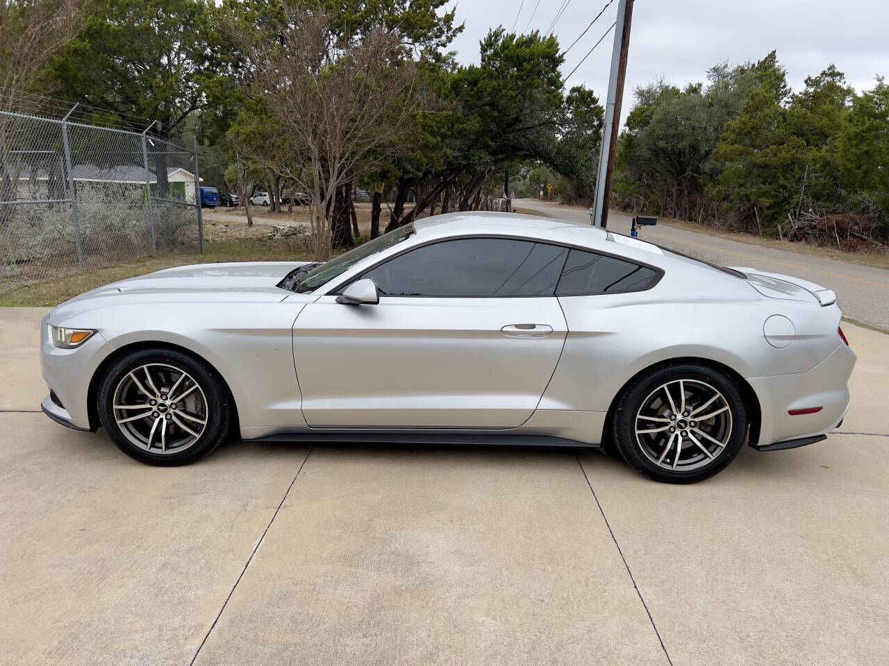 Used Car 2016 Ford Mustang  Gt 2dr Fastback For Sale Under $25,000 In Austin, Texas