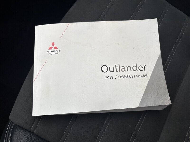 2019 Mitsubishi Outlander SE