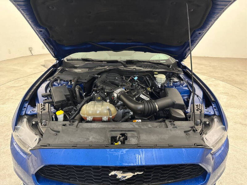 2017 Ford Mustang V6