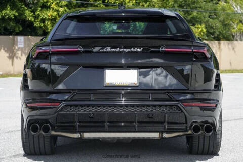 2024 Lamborghini Urus S