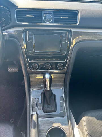 2016 Volkswagen Passat