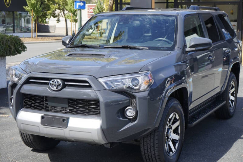 2024 Toyota 4Runner TRD Off-Road