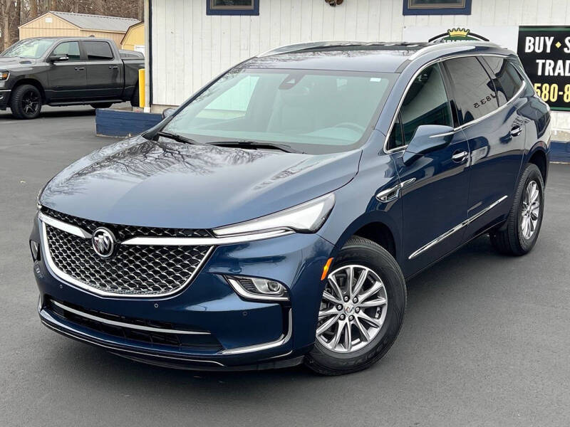 2023 Buick Enclave Essence