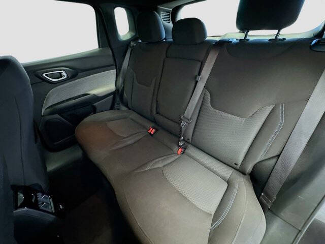 2023 Jeep Compass Sport