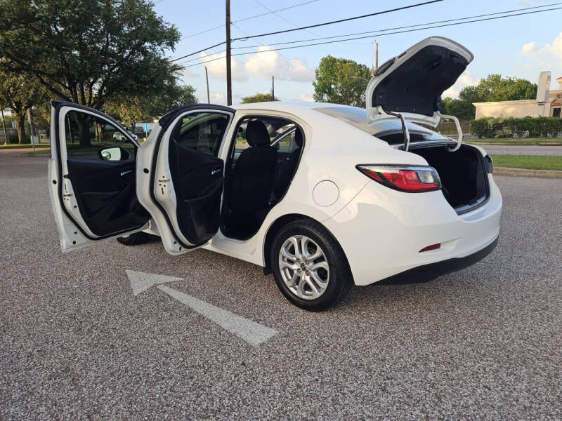 2016 Scion iA
