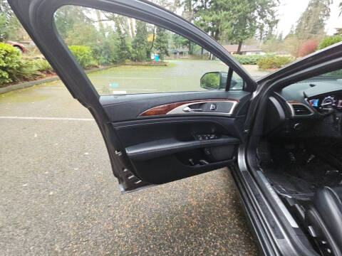 2017 Lincoln MKZ Hybrid Select