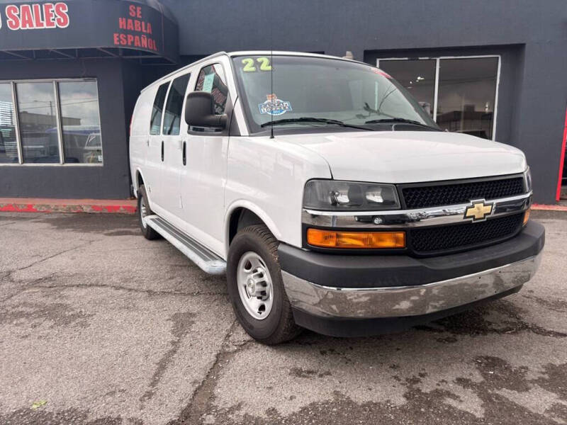 2022 Chevrolet Express 2500
