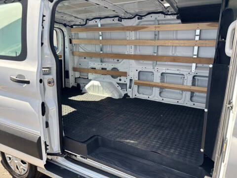 2025 Ford Transit
