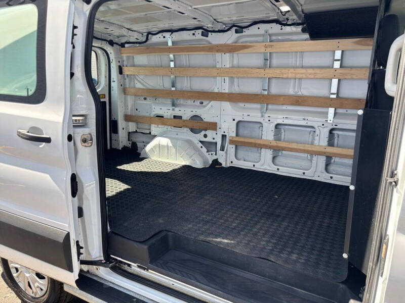 2025 Ford Transit