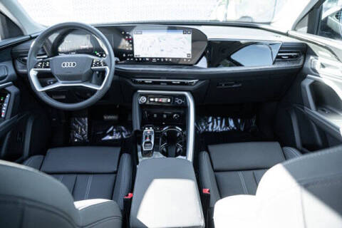 2025 Audi Q5 quattro Premium Plus TFSI