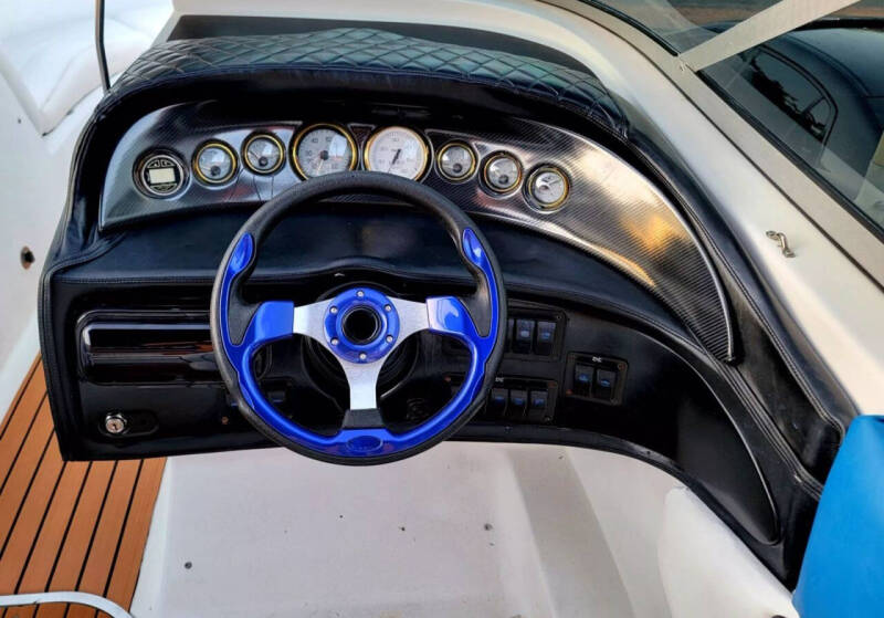 2002 Four Winns Horizon 260