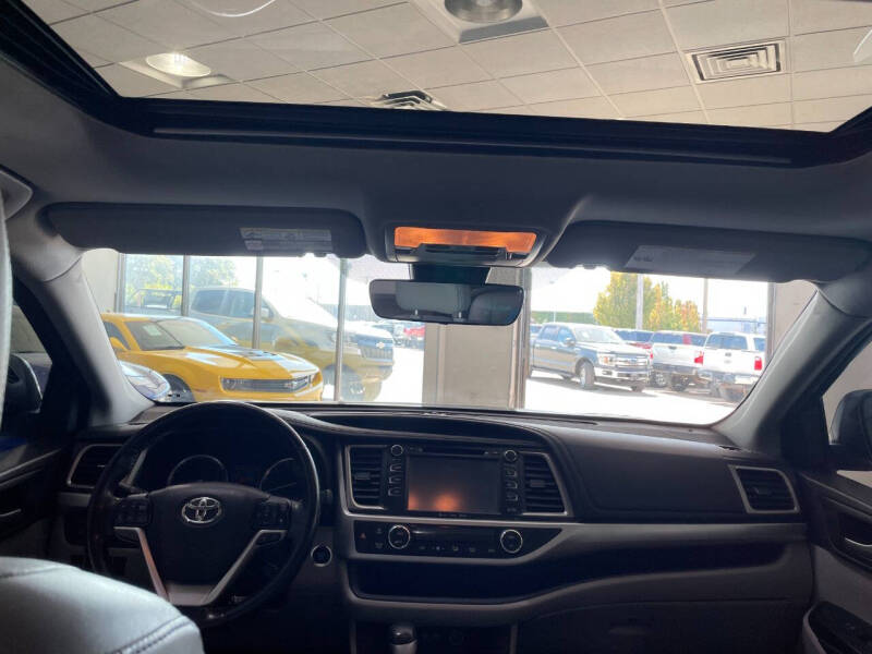 2017 Toyota Highlander XLE