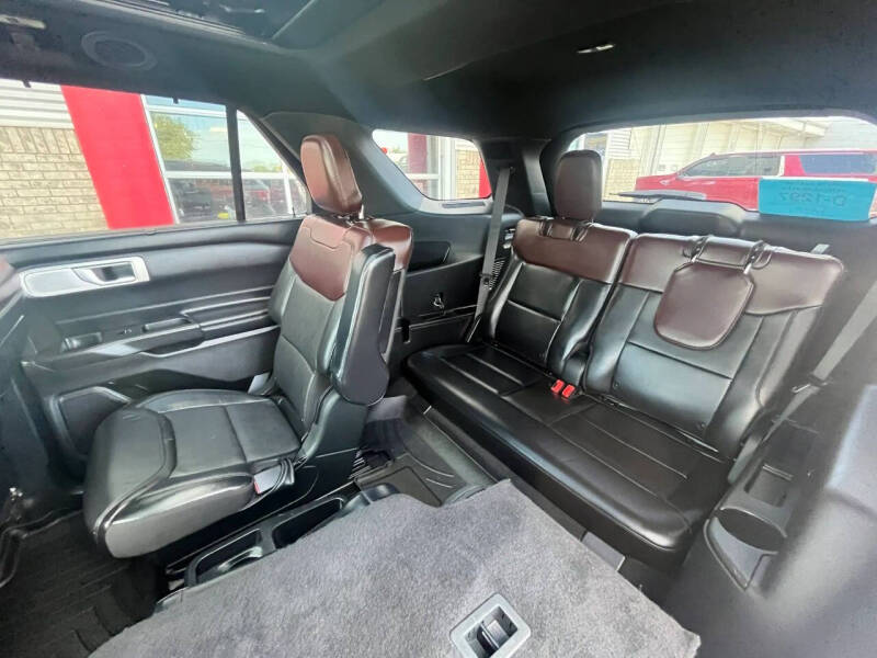 2020 Ford Explorer Platinum