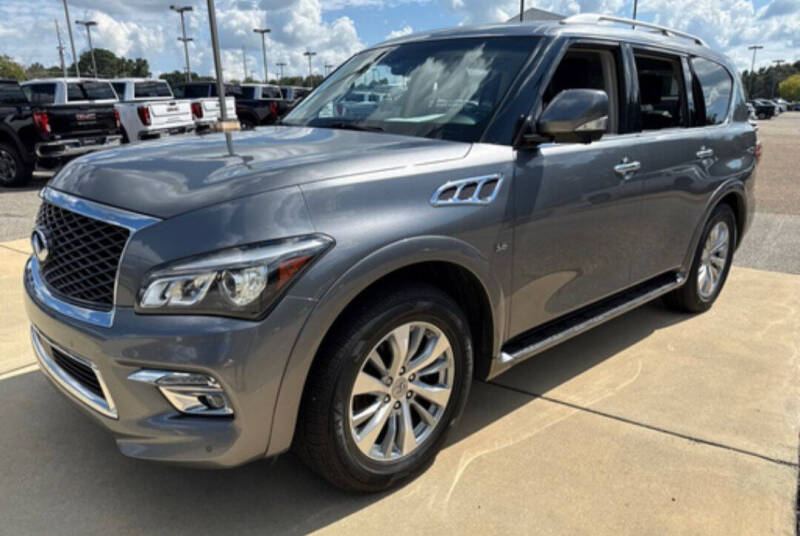 2016 INFINITI QX80 Base's photo