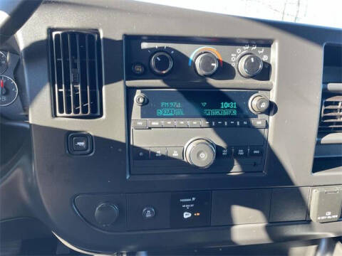 2024 Chevrolet Express 2500