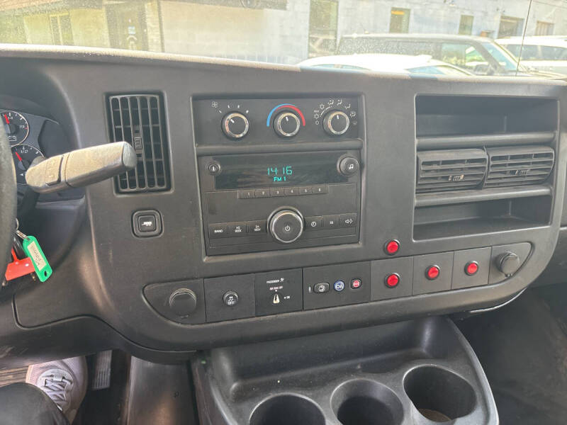 2014 Chevrolet Express 2500