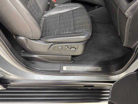 2023 Cadillac Escalade-V ESV