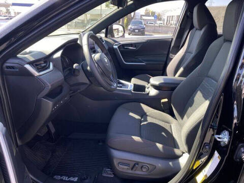 2025 Toyota RAV4 Plug-in Hybrid SE