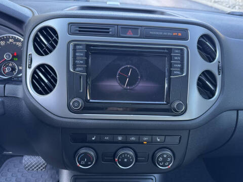 2017 Volkswagen Tiguan 2.0T S 4Motion