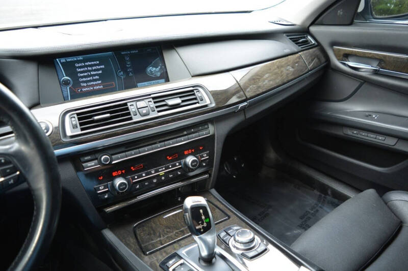 2012 BMW 7 Series 740Li