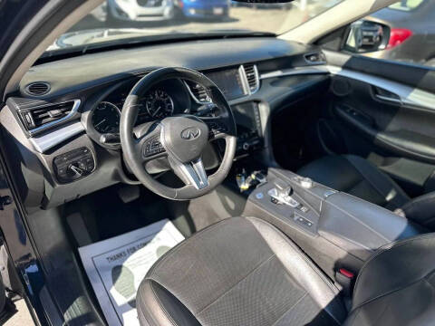 2019 Infiniti QX50 Essential