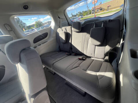 2019 Chrysler Pacifica LX