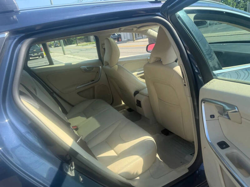 2015 Volvo V60 T5 Premier