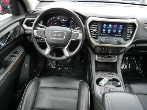2022 GMC Acadia Denali