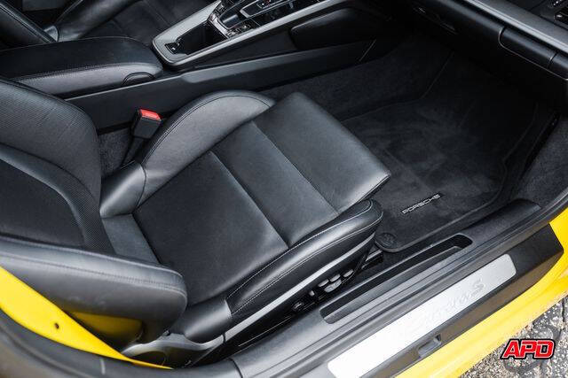 2020 Porsche 911 Carrera S