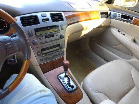 2005 Lexus ES 330