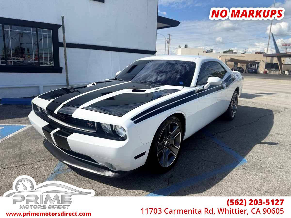 White 2013 Dodge Challenger R/T Classic R/T Classic 2dr Coupe 1