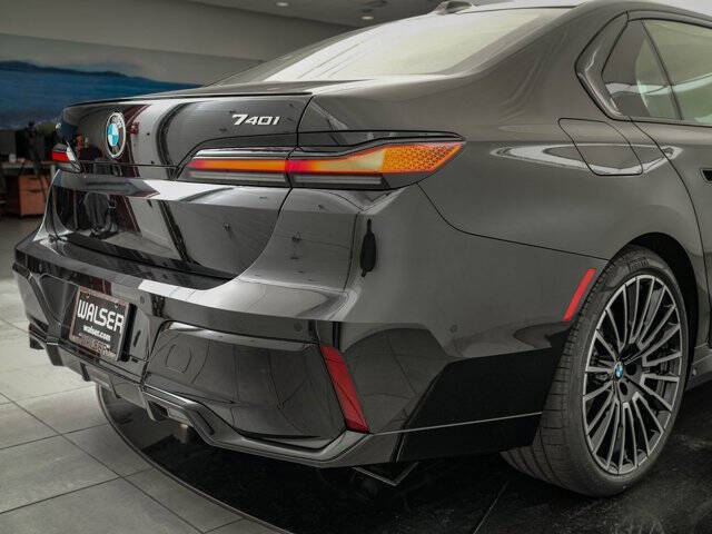 2026 BMW 7 Series 740i xDrive