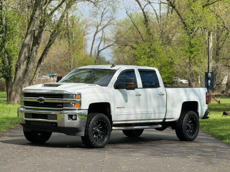 2017 Chevrolet Silverado 2500HD for sale at OVERDRIVE AUTO SALES, LLC. in Clarksville IN