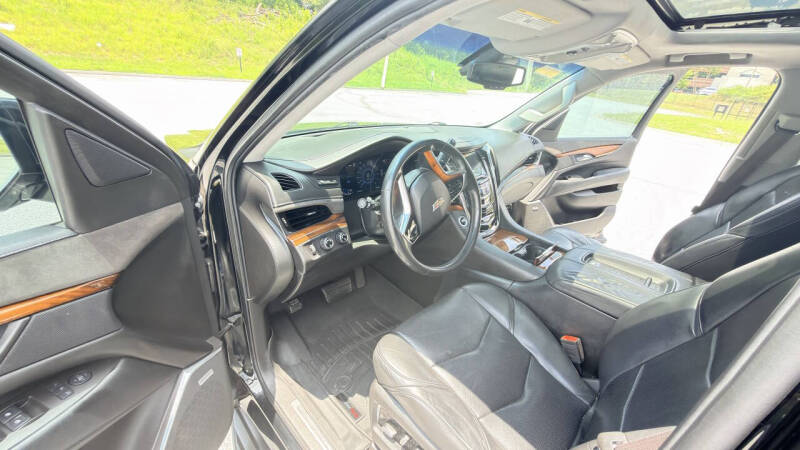 2016 Cadillac Escalade ESV Luxury Collection