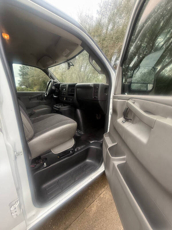 2019 Chevrolet Express 2500