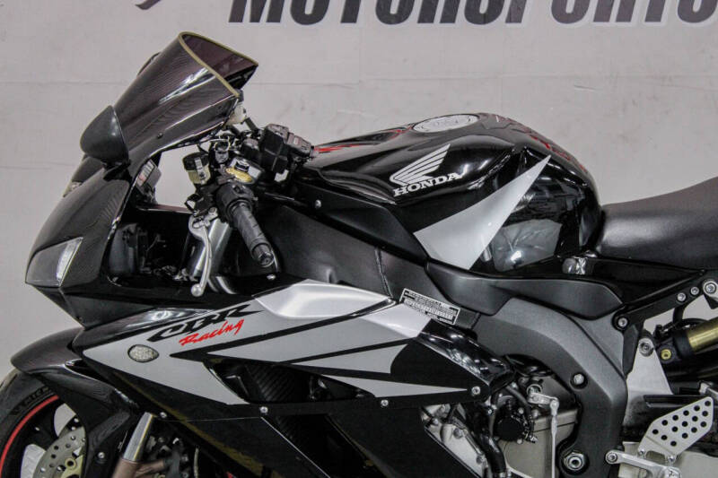 2005 Honda CBR1000RR