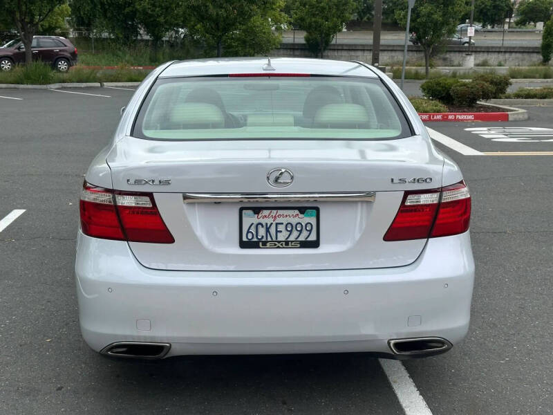 2008 Lexus LS 460