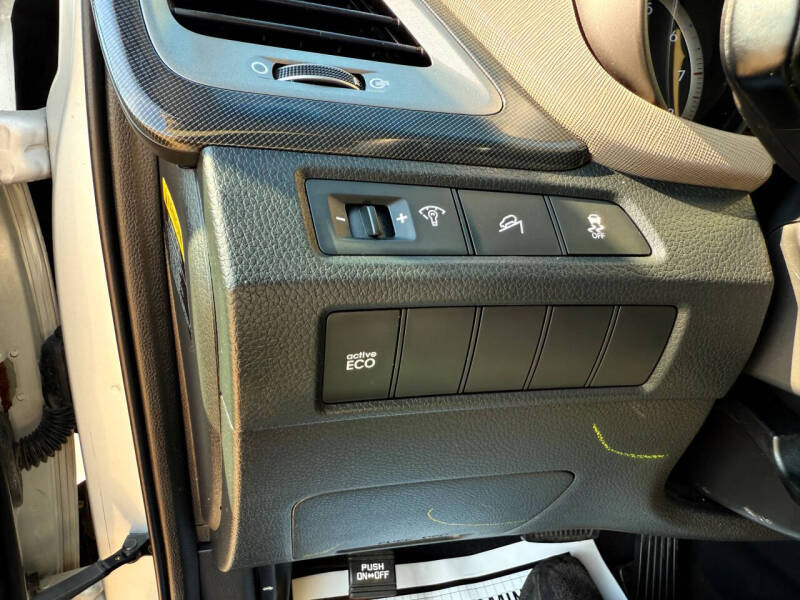 2014 Hyundai Santa Fe Sport 2.4L