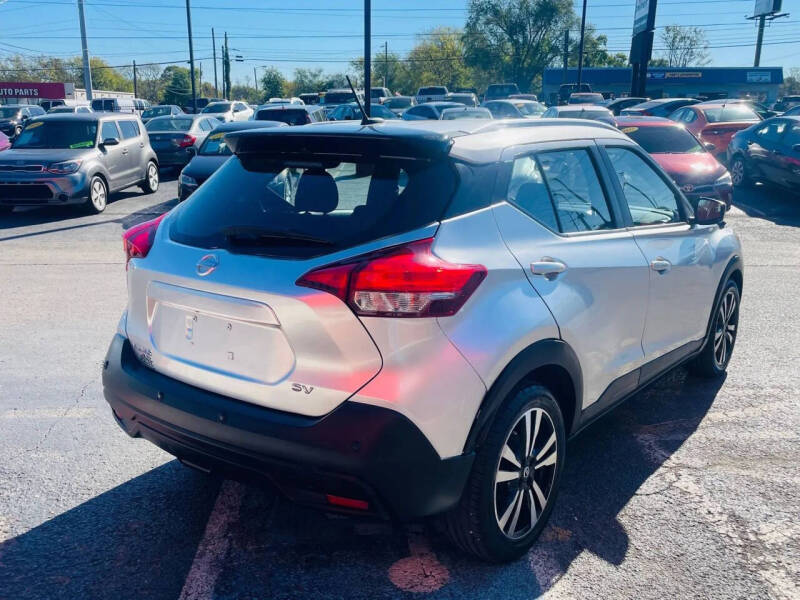 2020 Nissan Kicks SV