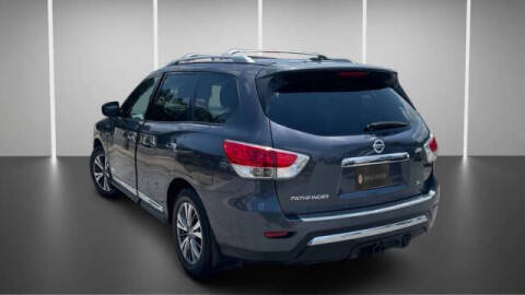 2014 Nissan Pathfinder SL