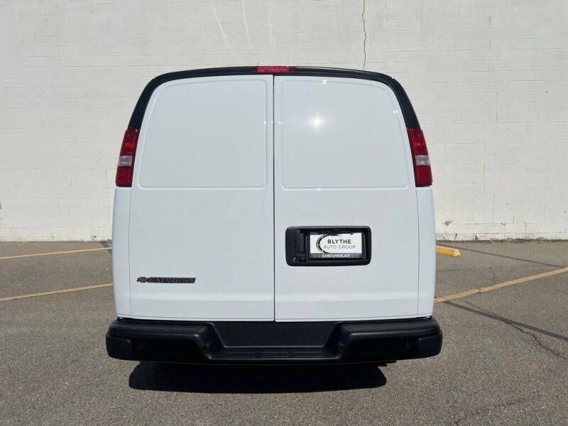 2026 Chevrolet Express 3500